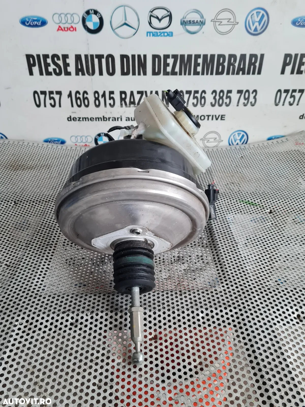 Pompa Frana Cu Tulumba Audi A4 B8 A5 Q5 An 2008-2009-2010-2011-2012-2013-2014-2015 Volan Stanga Cod 8K0612103N Dezmembrez Audi A5 Facelift 2.0 Tdi Automat Motor CJC Cutie Automata NYM Volan Stanga Xenon - 4