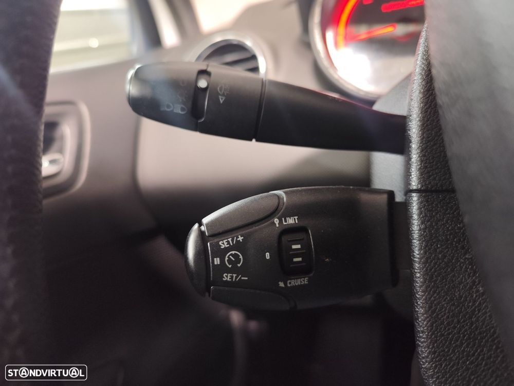 Peugeot 308 HDi FAP 90 Tendance - 9