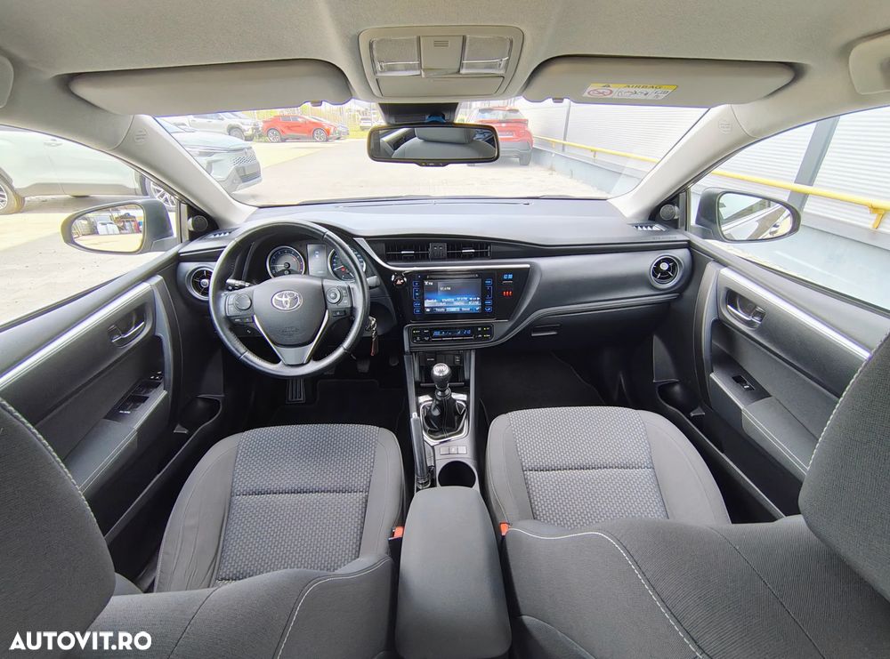 Toyota Corolla 1.6 Valvematic Luna - 9