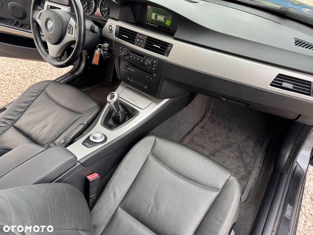 BMW Seria 3 - 16
