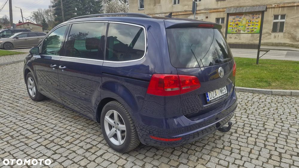 Volkswagen Sharan 2.0 TDI 4Motion BlueMotion Technology Highline - 12