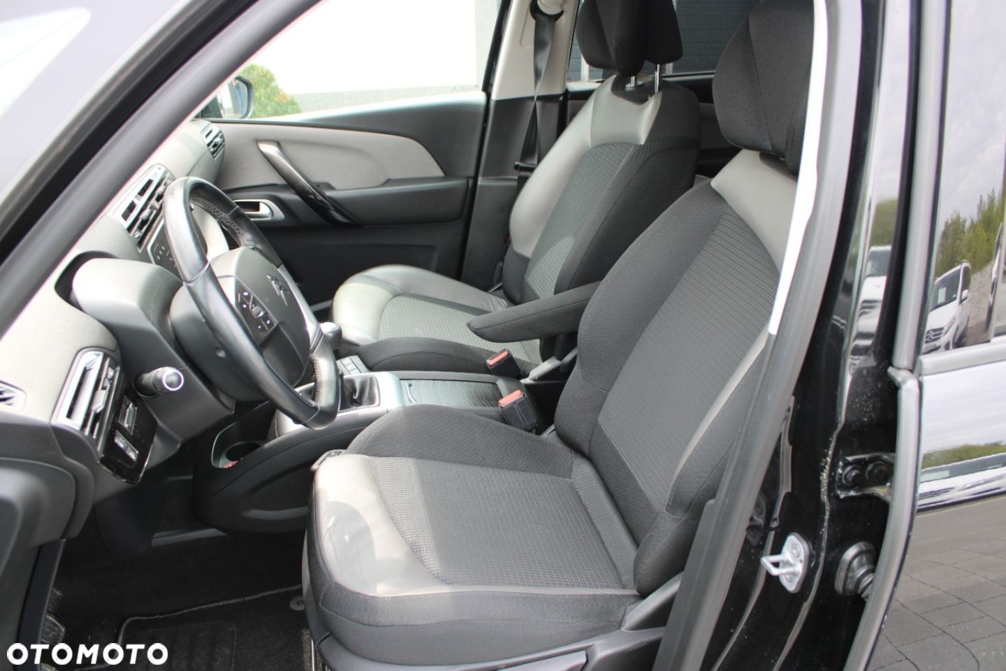 Citroën C4 Picasso - 25