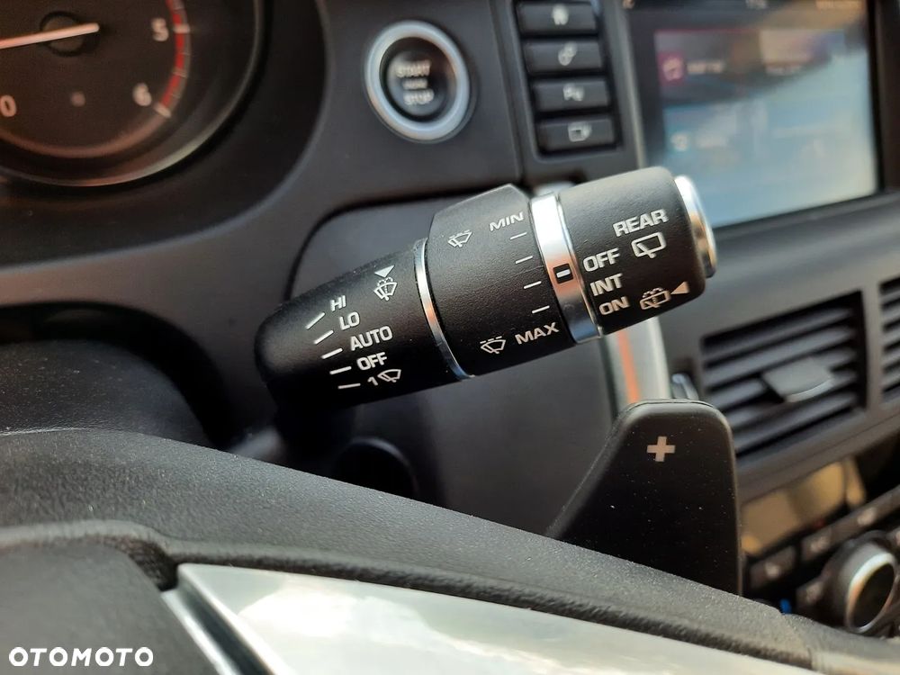 Land Rover Discovery Sport TD4 Sky View - 31