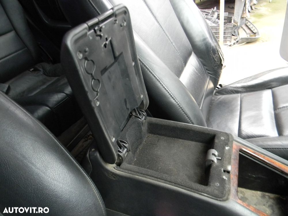 Dezmembrari  Mercedes-Benz ML / M-CLASS (W163)  1998  > 2005 ML 400 C - 23