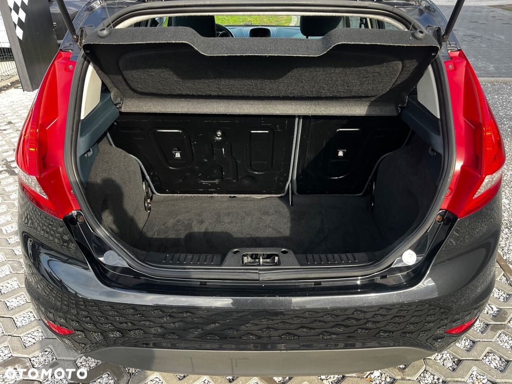 Ford Fiesta 1.4 Titanium - 18