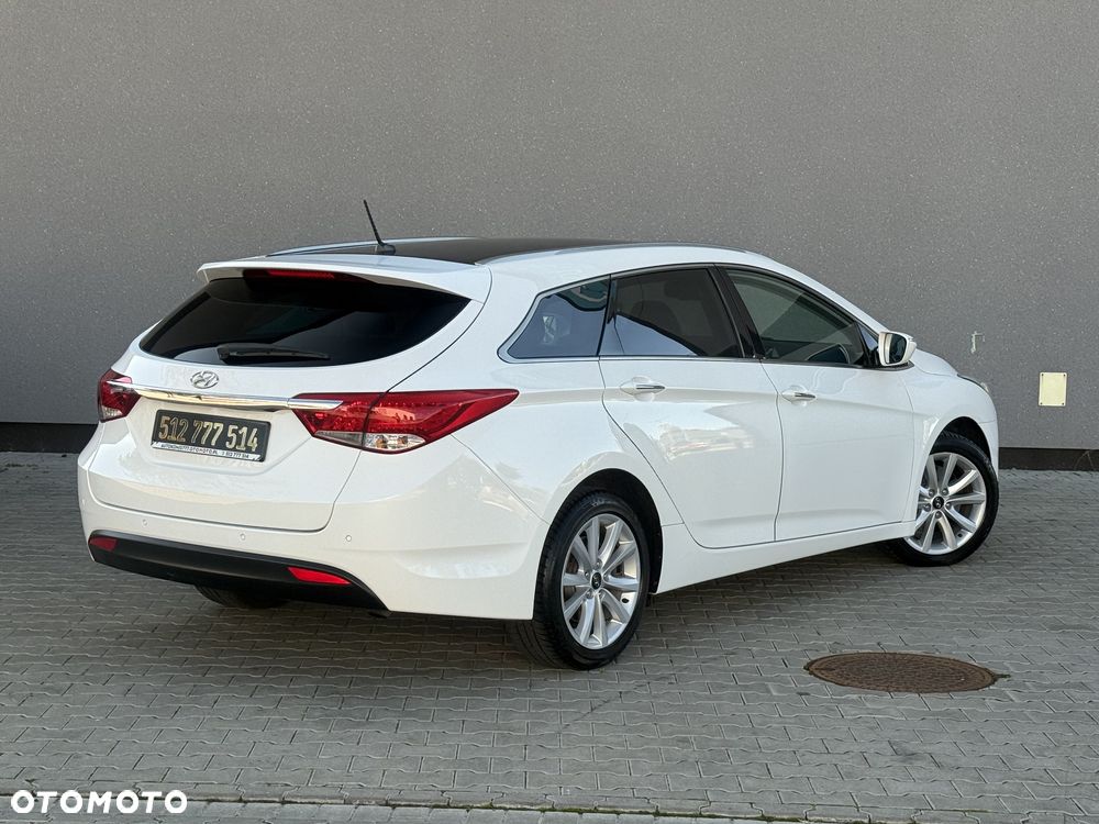 Hyundai i40 Kombi 1.6 Trend - 11