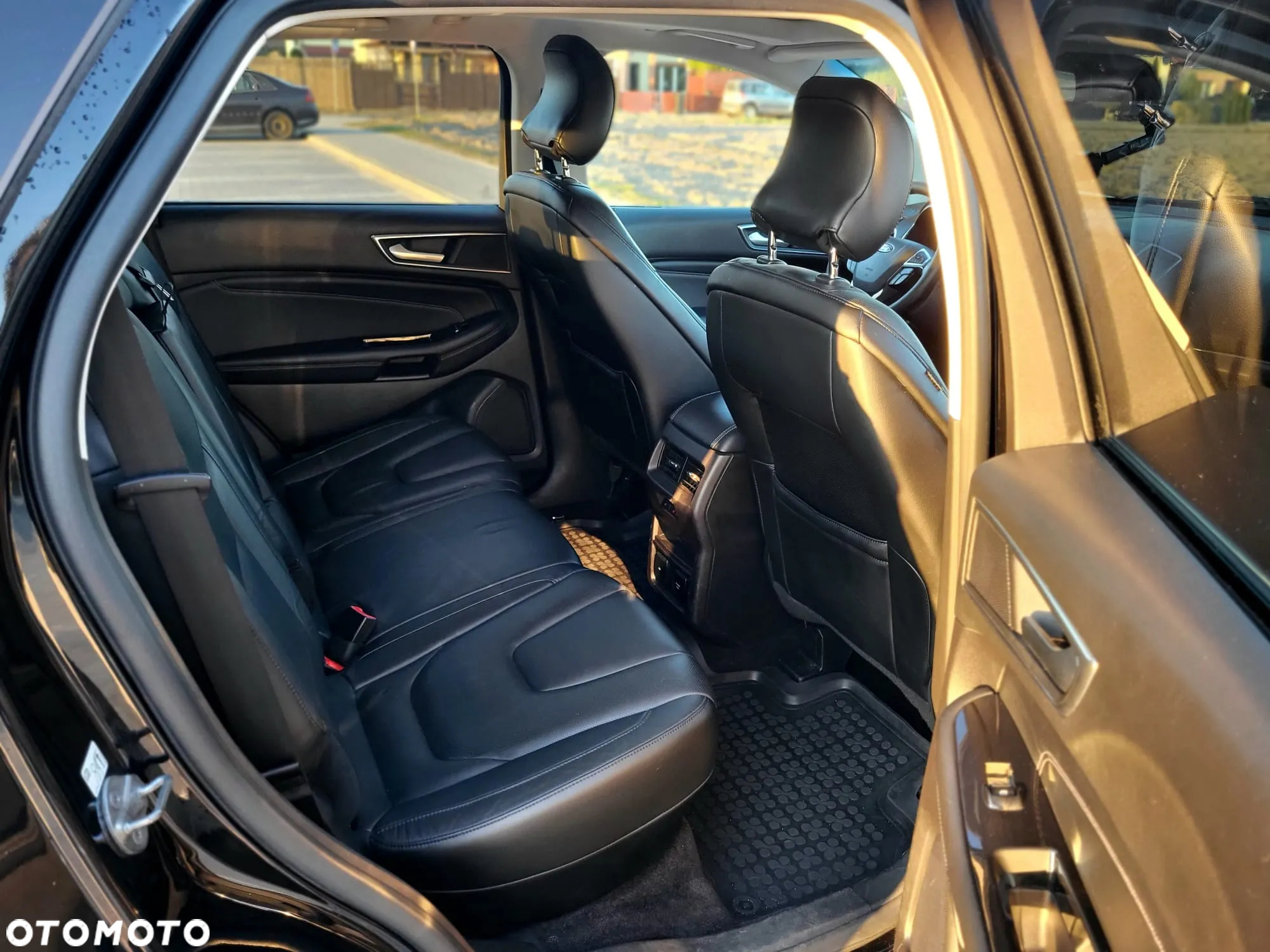 Ford Edge 2.0 TDCi Twin-Turbo 4WD Titanium - 30