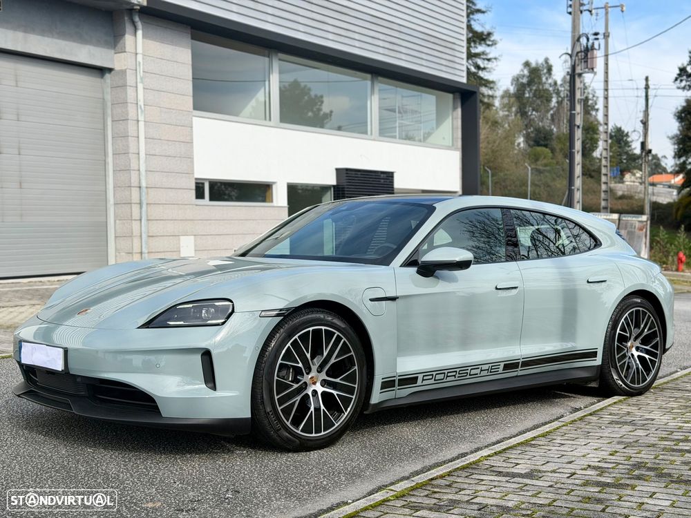 Porsche Taycan Sport Turismo bateria Performance Plus - 24