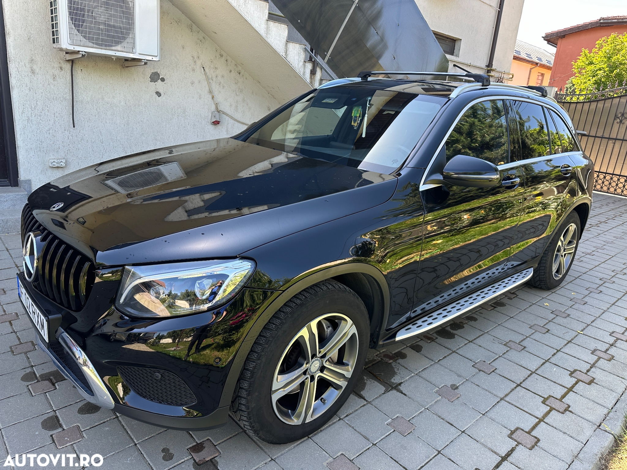 Mercedes-Benz GLC 220 d 4Matic 9G-TRONIC - 3