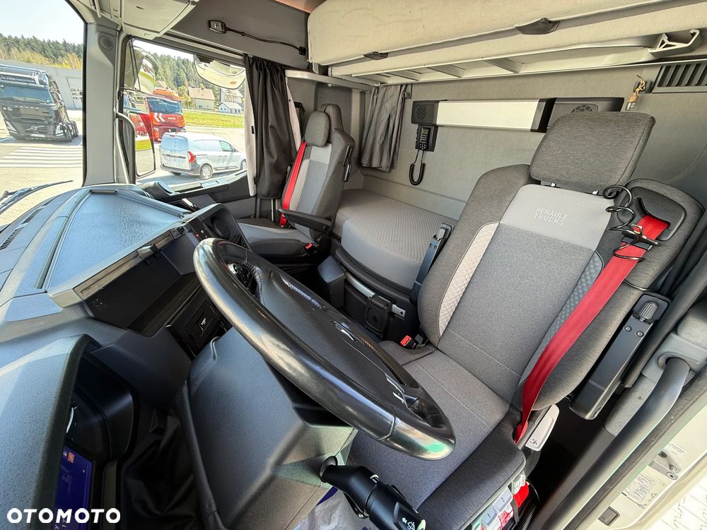 Renault T480 HighCab Standard / Lodówka / Klima - 10