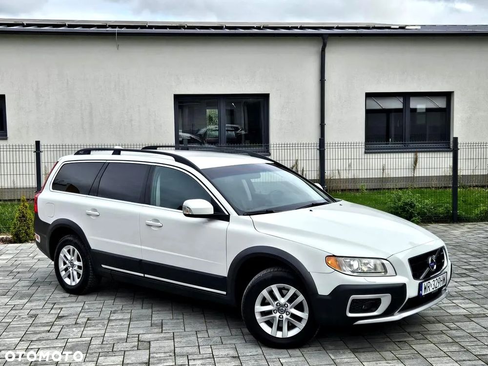 Volvo XC 70 D5 AWD Summum - 4