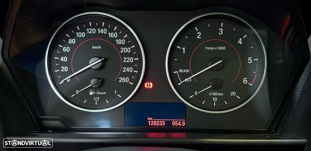 BMW 116 d Pack M - 27