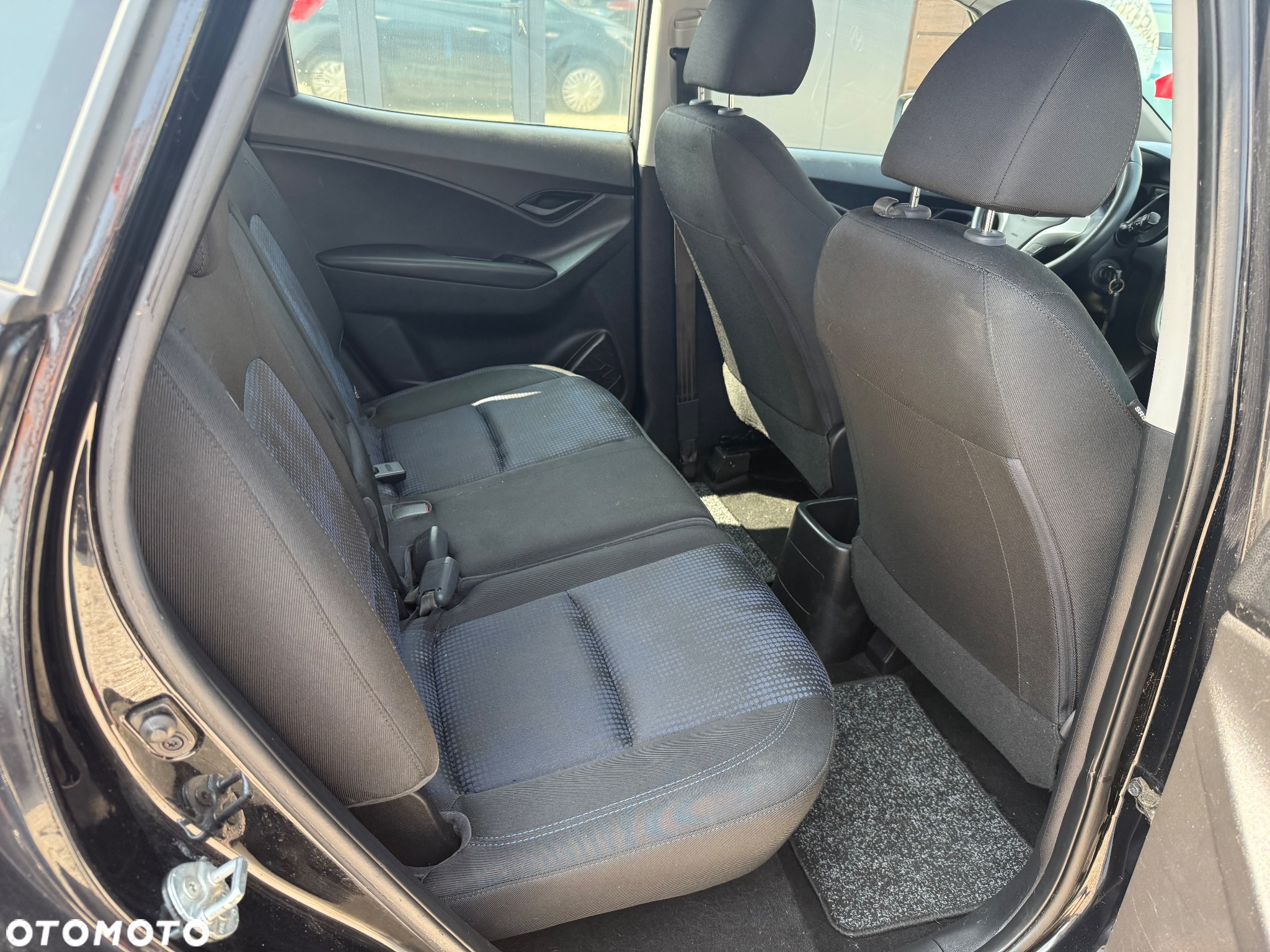 Hyundai ix20 1.4 Trend - 8