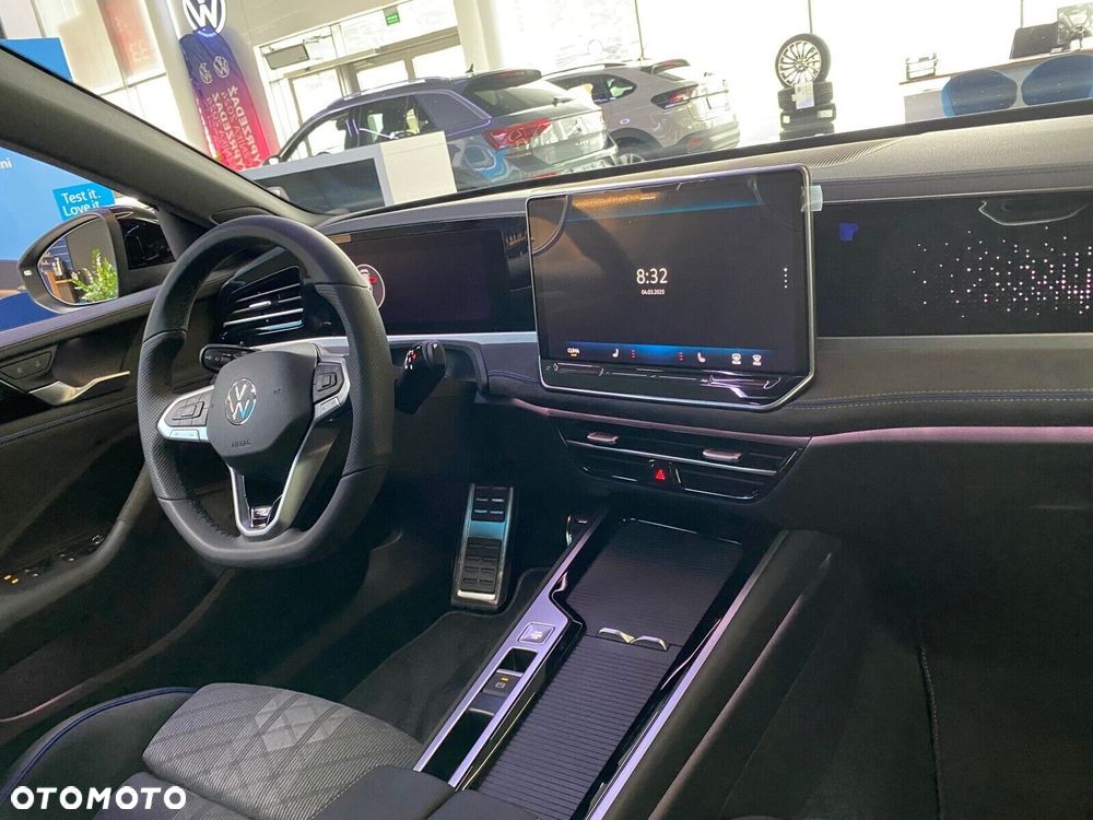 Volkswagen Passat 2.0 TSI R-Line Plus DSG - 9