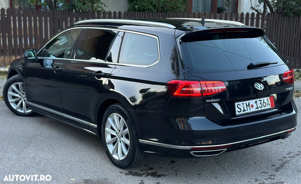 Volkswagen Passat - 2