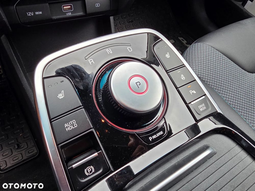 Kia Niro 64kWh L - 25