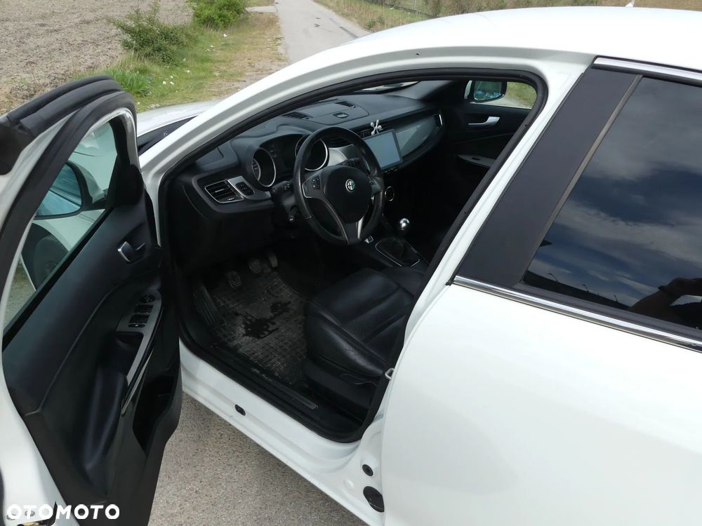 Alfa Romeo Giulietta 1.6 JTDM 16V - 7