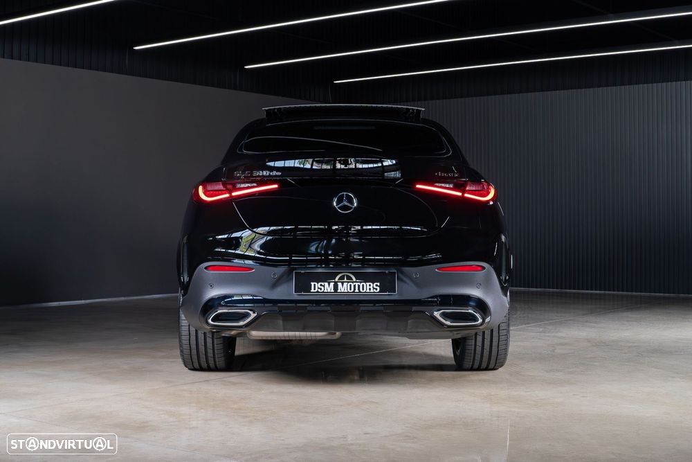 Mercedes-Benz GLC 300 de Coupe 4Matic - 4