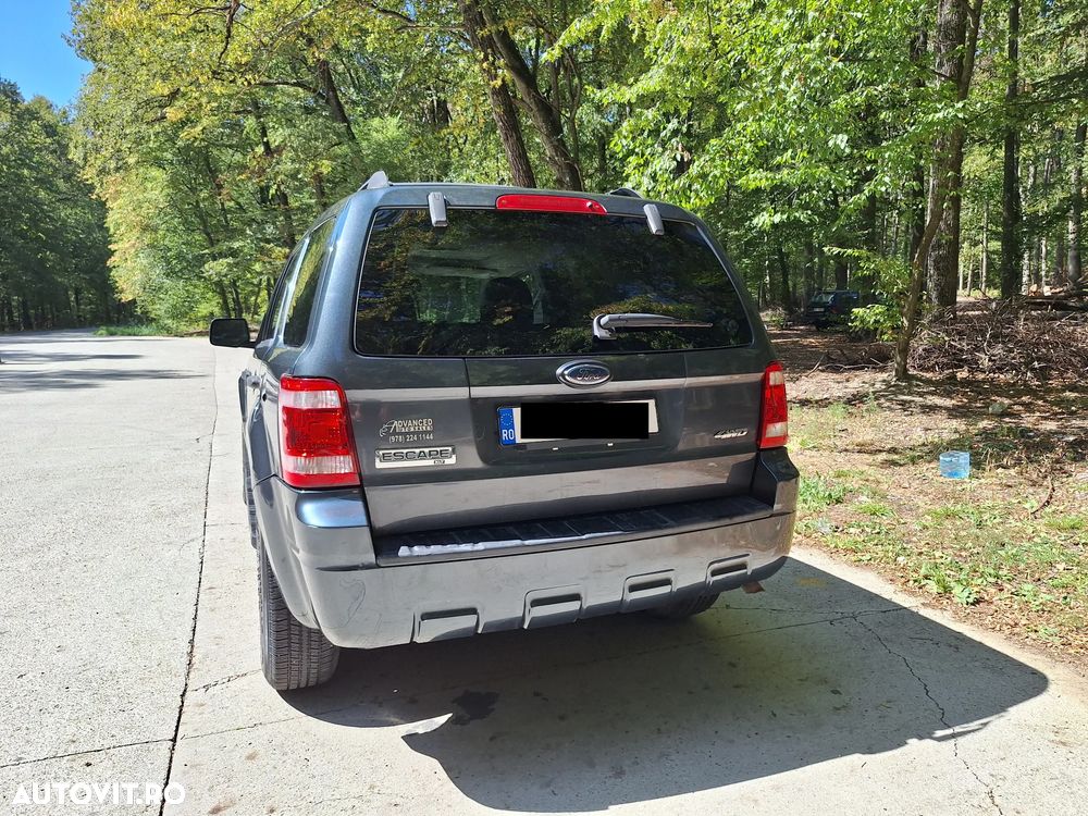 Ford Escape - 5