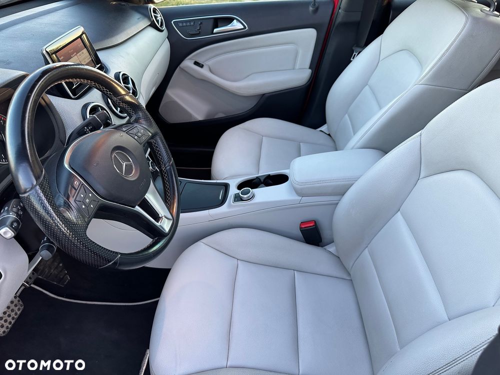 Mercedes-Benz Klasa B 250 (BlueEFFICIENCY) 7G-DCT - 24