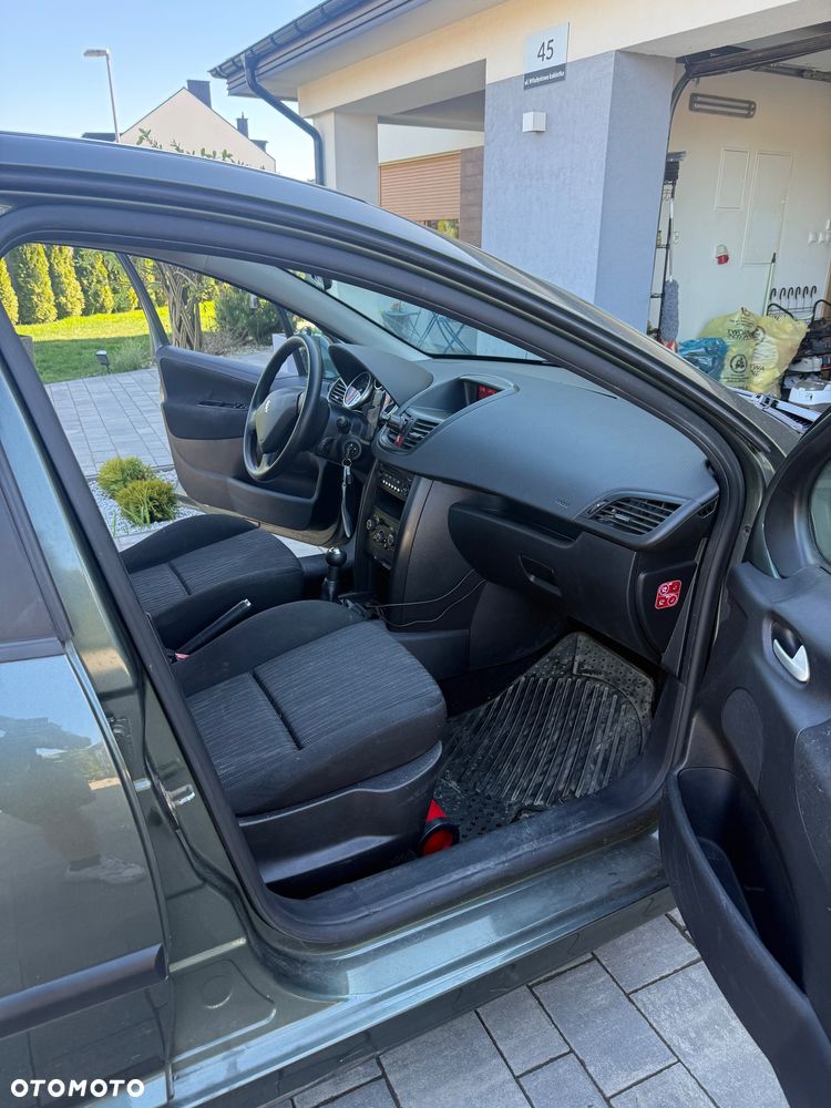 Peugeot 207 1.4 Access - 6