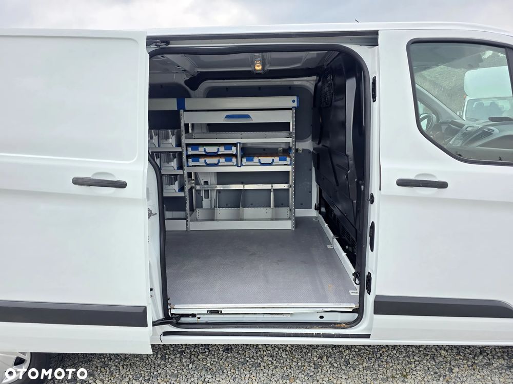 Ford TRANSIT CUSTOM 2,0 TDCI 130 KONNY DŁUGI L2H1 KLIMA ZABUDOWA WARSZTATOWA SORTIMO 156T/KM PRZEBIEGU GWARNCJA - 27