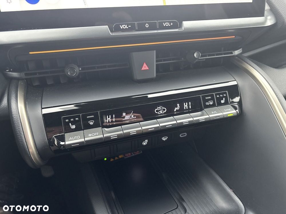 Toyota C-HR 2.0 PHEV Dynamic Force Executive - 25