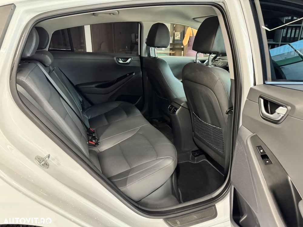 Hyundai IONIQ 141CP Exclusive - 12