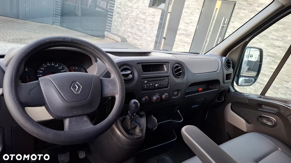 Renault Master - 24