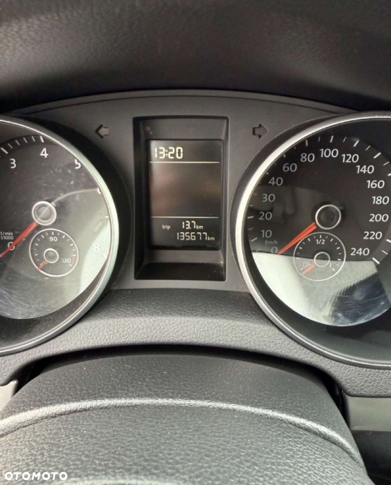 Volkswagen Golf - 17