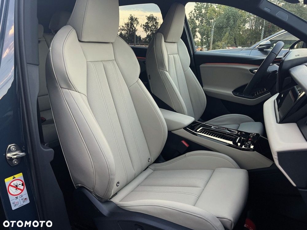 Audi Q6 e-tron - 22