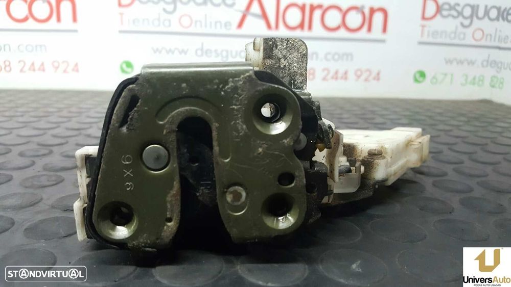 FECHADURA PORTA TRASEIRA DIREITA NISSAN ALMERA (N15) GX - 5