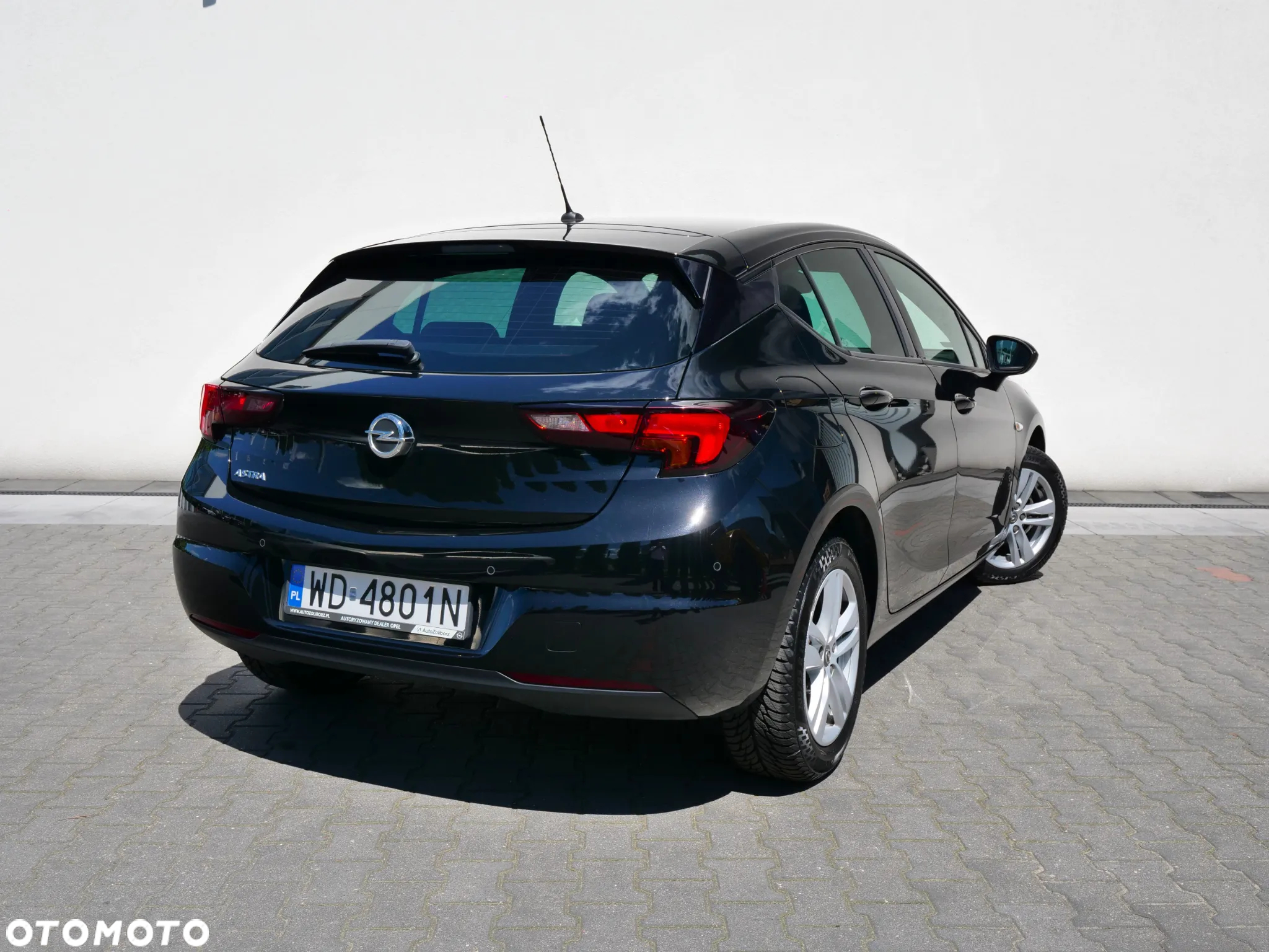 Opel Astra V 1.2 T GS Line S&S - 4