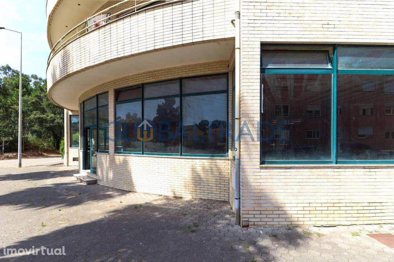Loja Ampla e Versátil em Vila Nova de Gaia - Grande imagem: 2/28