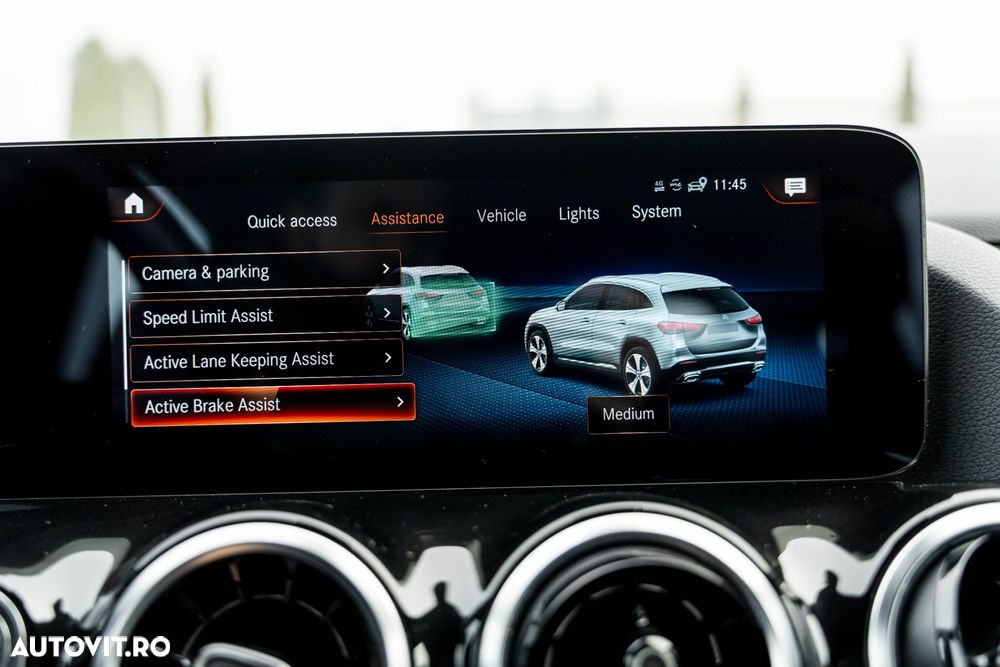 Mercedes-Benz GLA 250 e 8G-DCT Style - 29