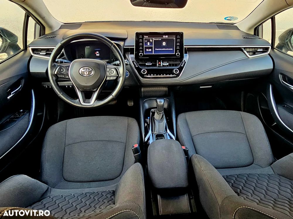 Toyota Corolla - 5