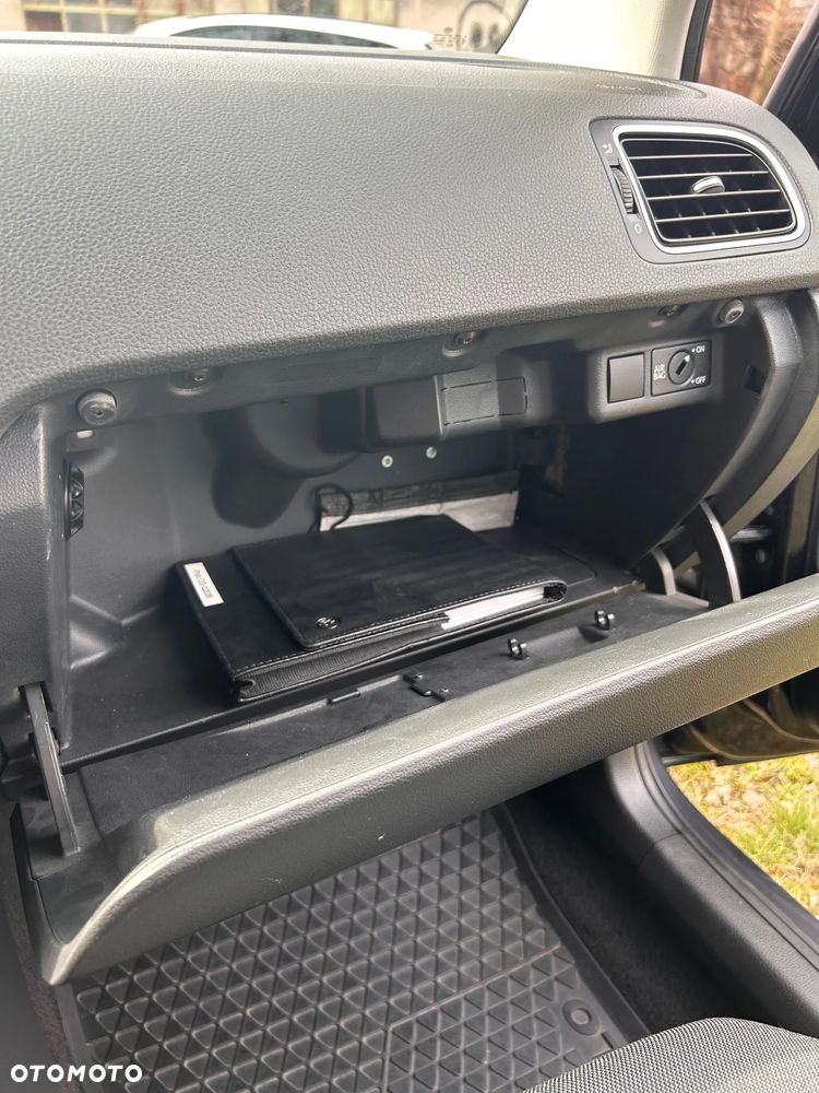 Volkswagen Polo - 23