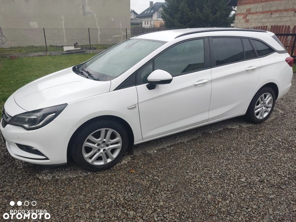Opel Astra 1.6 CDTI Enjoy S&S - 2