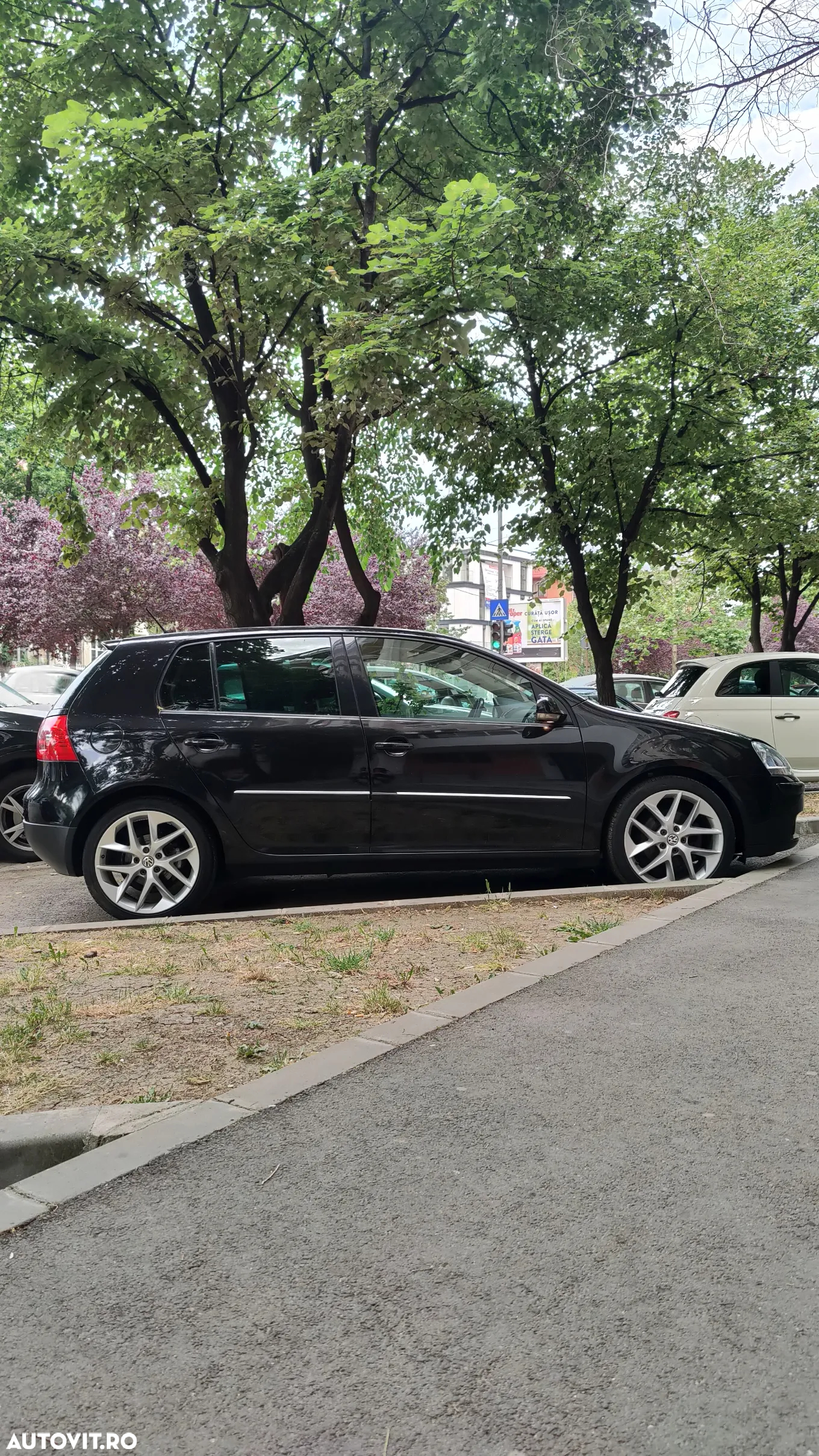 Volkswagen Golf - 3