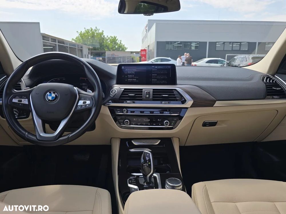 BMW X3 xDrive30i AT Luxury Line - 29