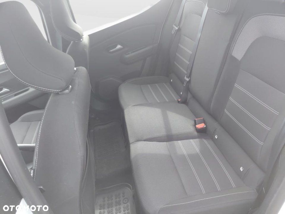 Dacia Sandero - 3