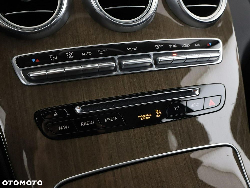 Mercedes-Benz Klasa C 180 9G-TRONIC Avantgarde - 27