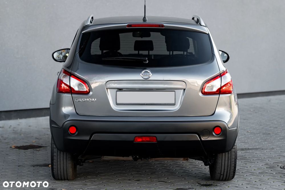 Nissan Qashqai+2 - 15