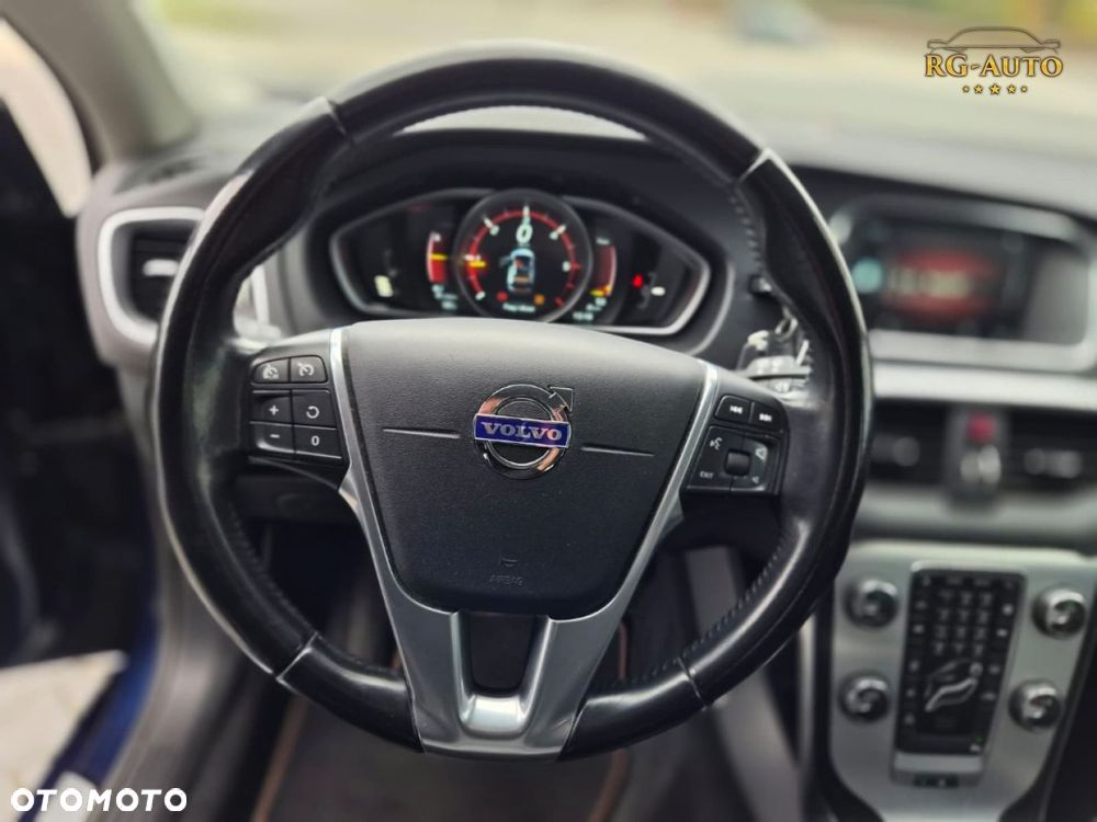 Volvo V40 - 36