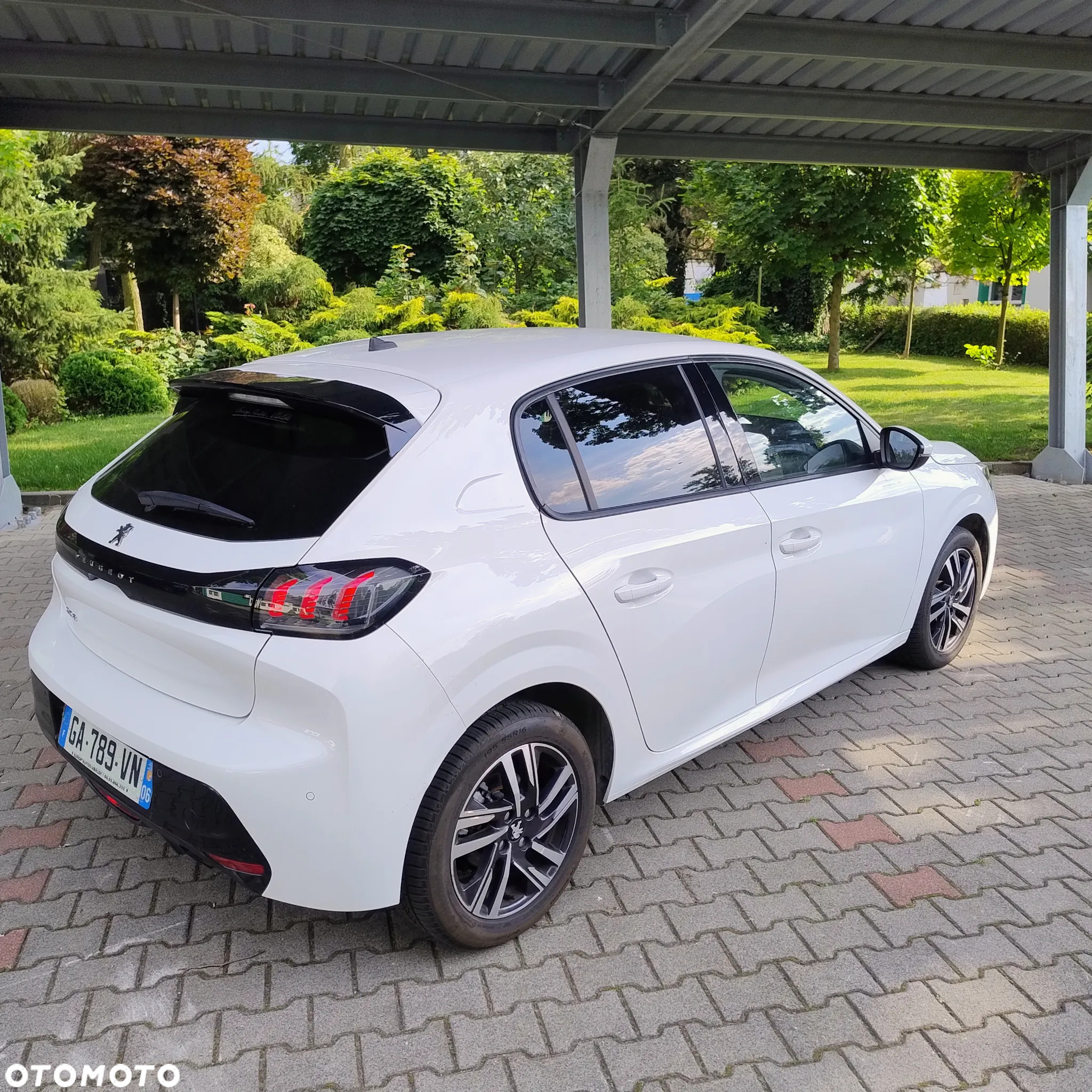 Peugeot 208 1.5 BlueHDi Allure Pack S&S - 13