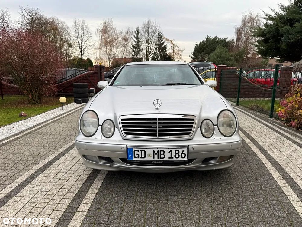 Mercedes-Benz CLK 320 - 7