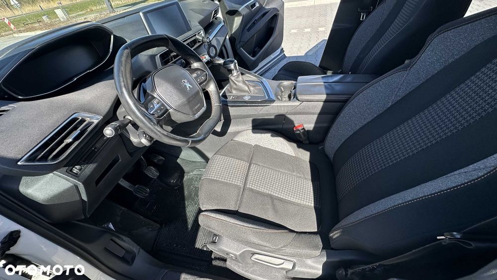 Peugeot 3008 - 12