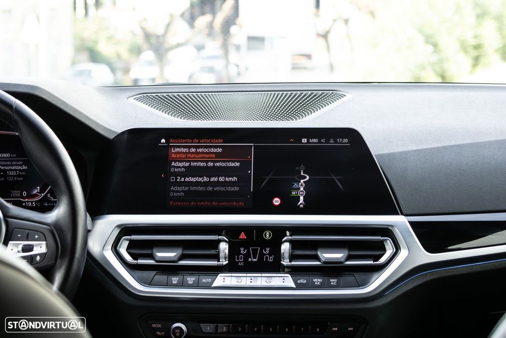 BMW 320 e Line Sport Auto - 39