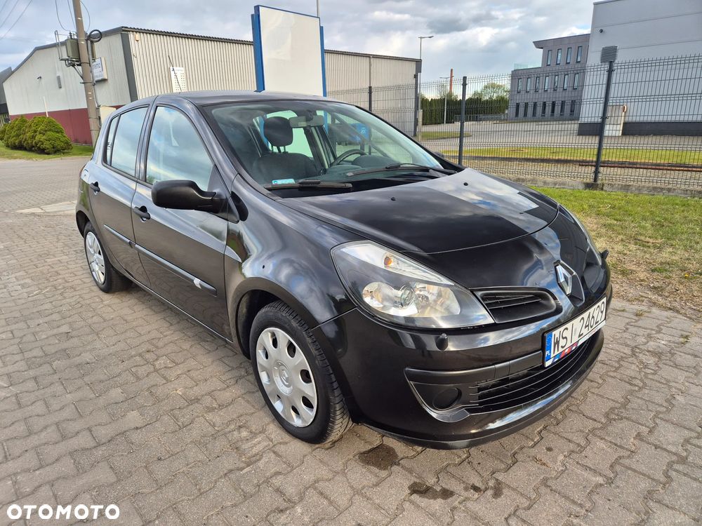 Renault Clio 1.5 dCi Alize - 20