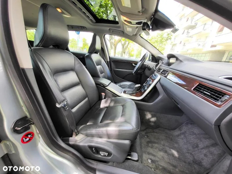 Volvo XC 70 3.2 AWD Summum - 37